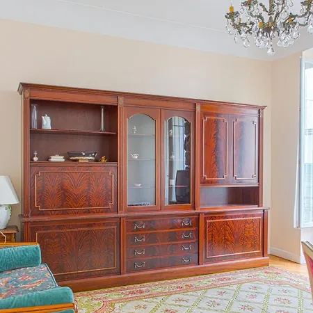 Large 2br Sunny 20 Meter Terrace Parking Shops Apartment Nice