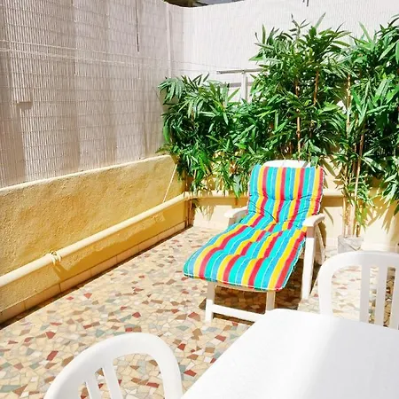 Large 2br Sunny 20 Meter Terrace Parking Shops