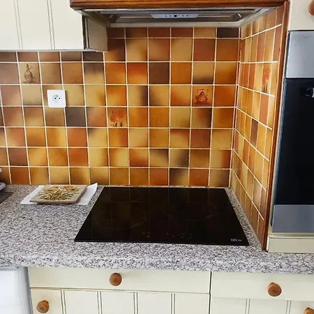 Large 2br Sunny 20 Meter Terrace Parking Shops Apartman