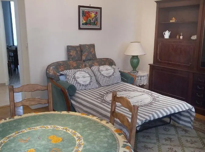 Apartmán Large 2br Sunny 20 Meter Terrace Parking Shops Nice