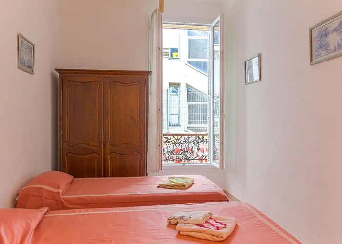 Apartamento Large 2br Sunny 20 Meter Terrace Parking Shops *