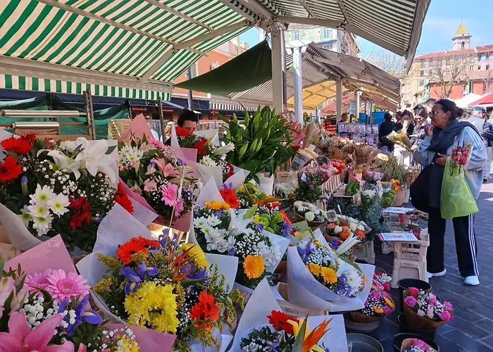 Large 2br Sunny 20 Meter Terrace Parking Shops Apartmán