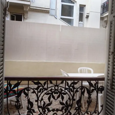 Lejlighed Large 2br Sunny 20 Meter Terrace Parking Shops Nice