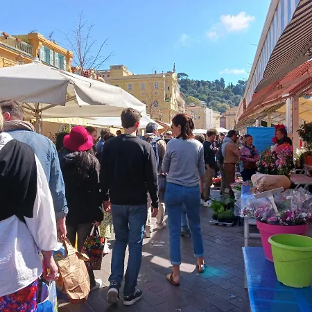 Apartment Large 2br Sunny 20 Meter Terrace Parking Shops